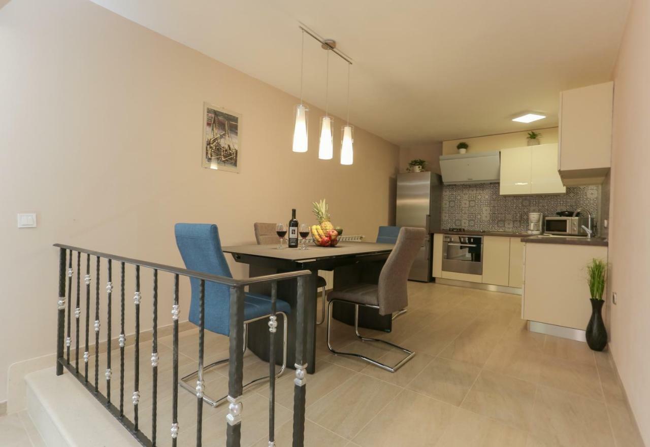 Keko Apartment Supetar Bagian luar foto