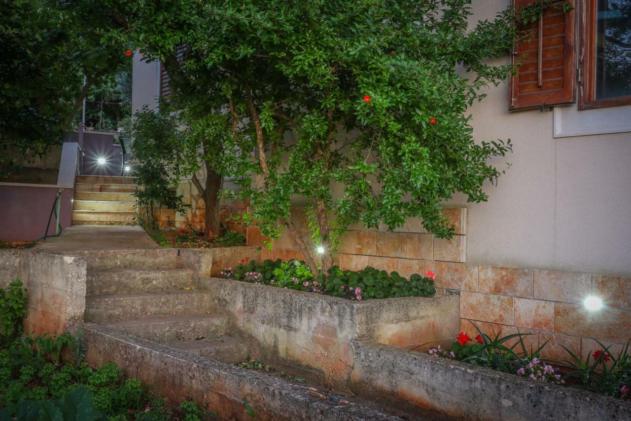 Keko Apartment Supetar Bagian luar foto